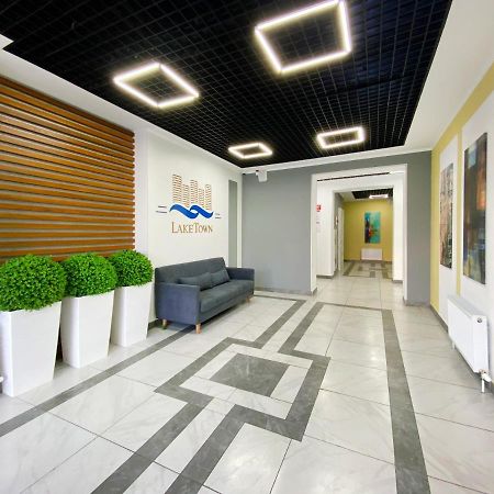 Апартаменты В Жк Laketown На Берегу Озера Almaty Eksteriør bilde